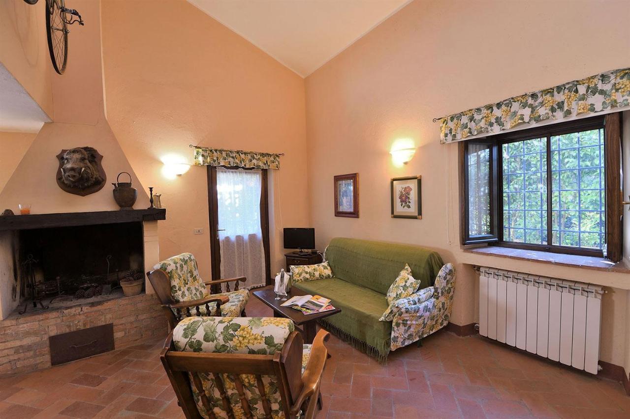 Апартаменты Luciana In Chianti Гайоле-ин-Кьянти Экстерьер фото
